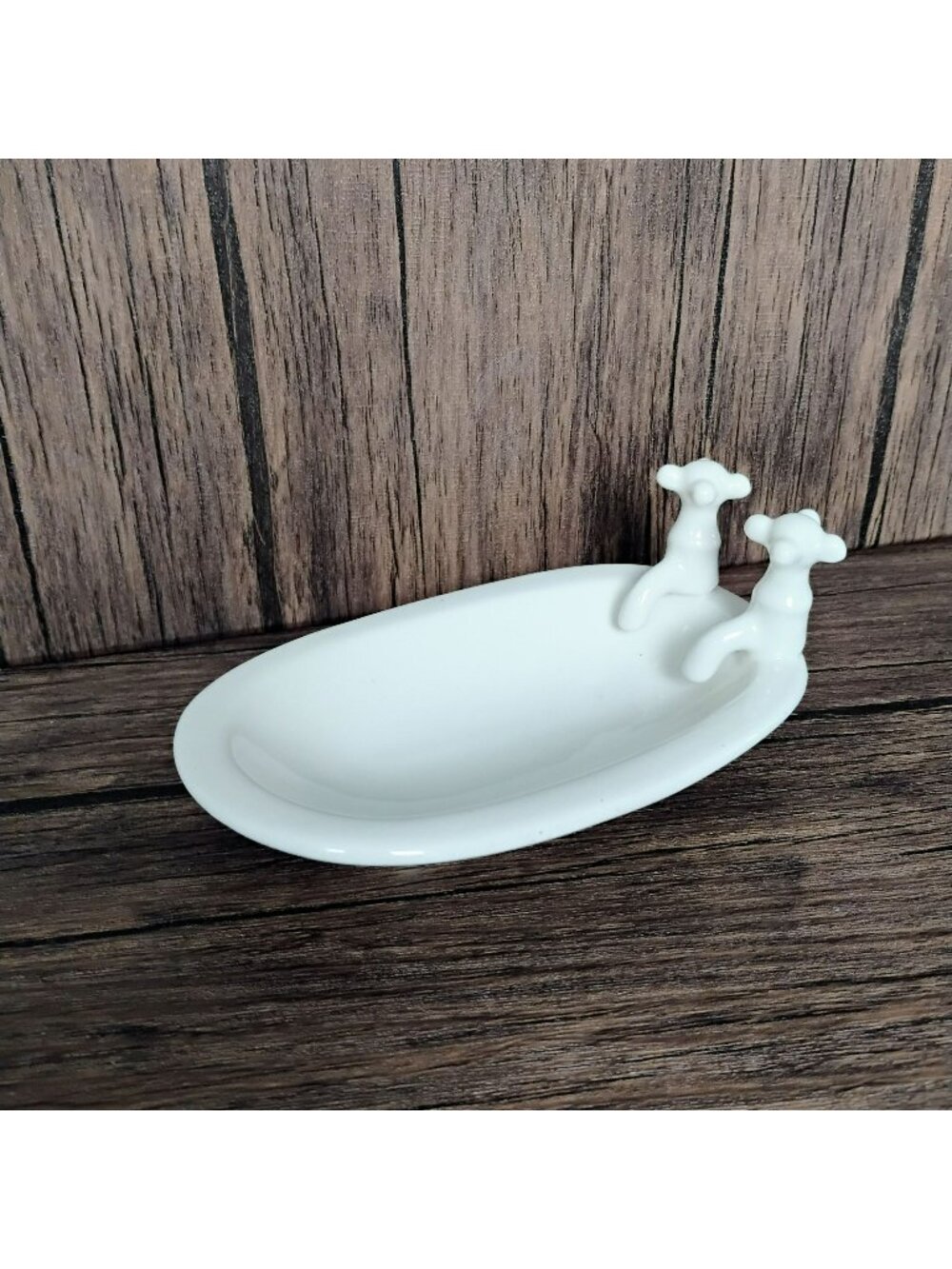 White Ceramic Bathtub Soap Dish, 6" Vintage-Style Bath Trinket Tray, Ring Holder